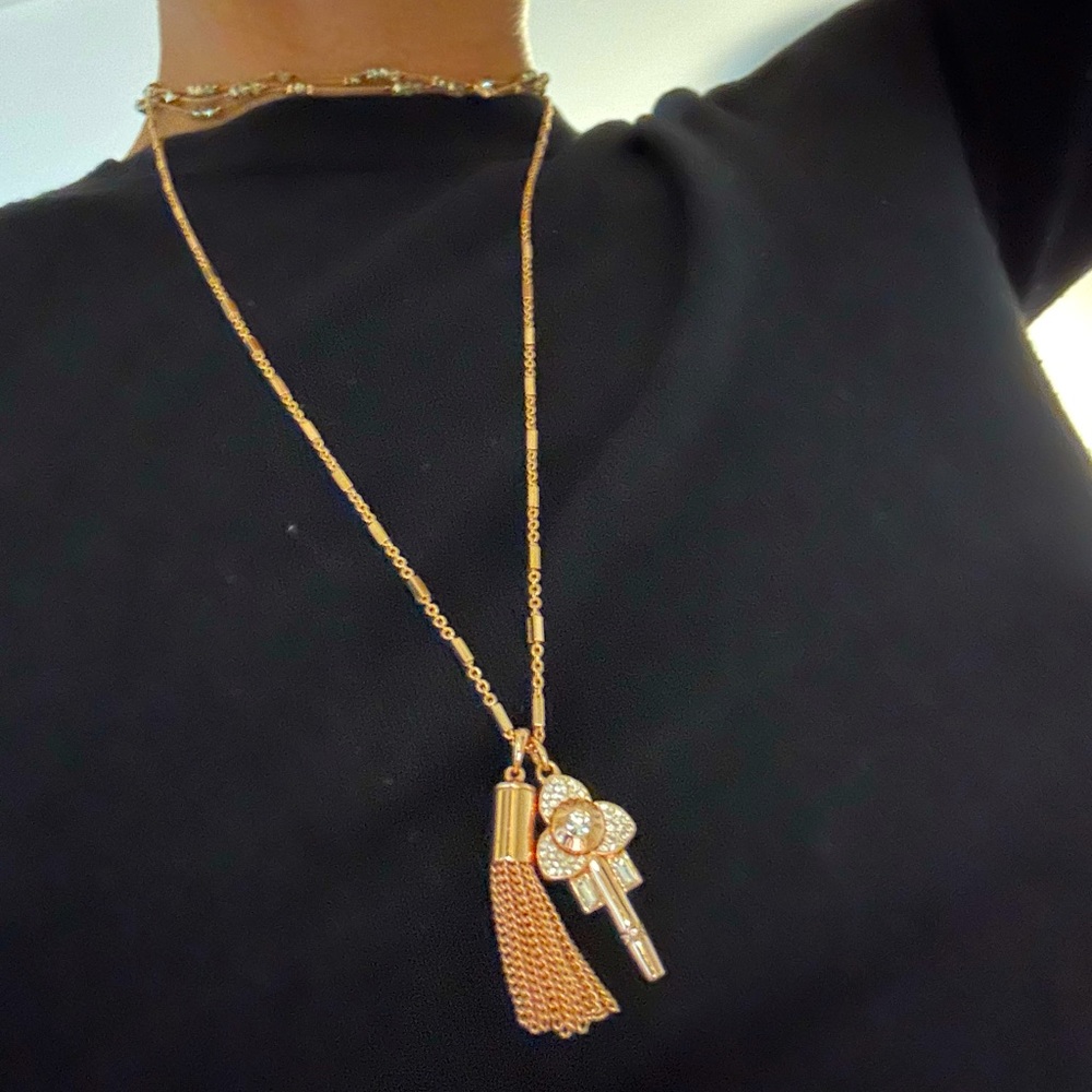 Henri Bendel Necklace NWOT - Picture 2 of 9